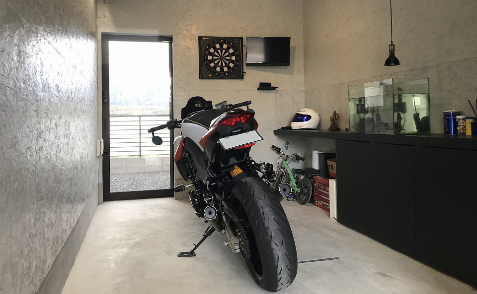 バイク部屋
