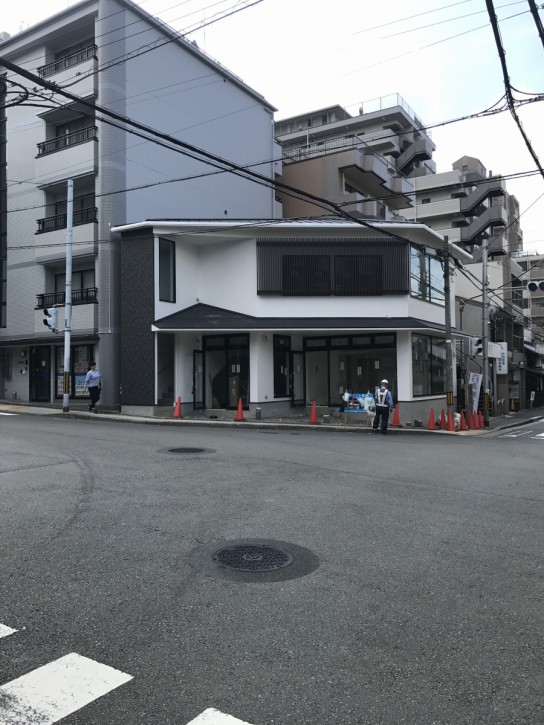 kensmoto店舗　ほぼ完成